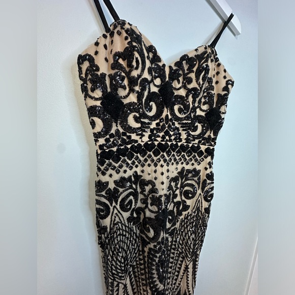 SPLASH Stunning Maxi Sequence Fitted Mesh Mermaid Style Formal Evening Dress Sz8 - Picture 9 of 16